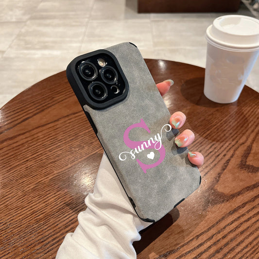 Capa Personalizada com Nome e Letra Inicial Colorida de Couro para iPhone