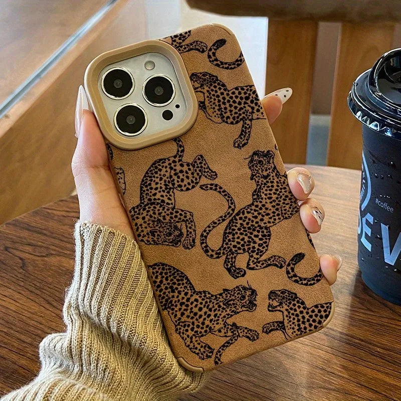 Capa de Couro com Estampa de Leopardo para iPhone — Proteção Antichoque e Design Premium