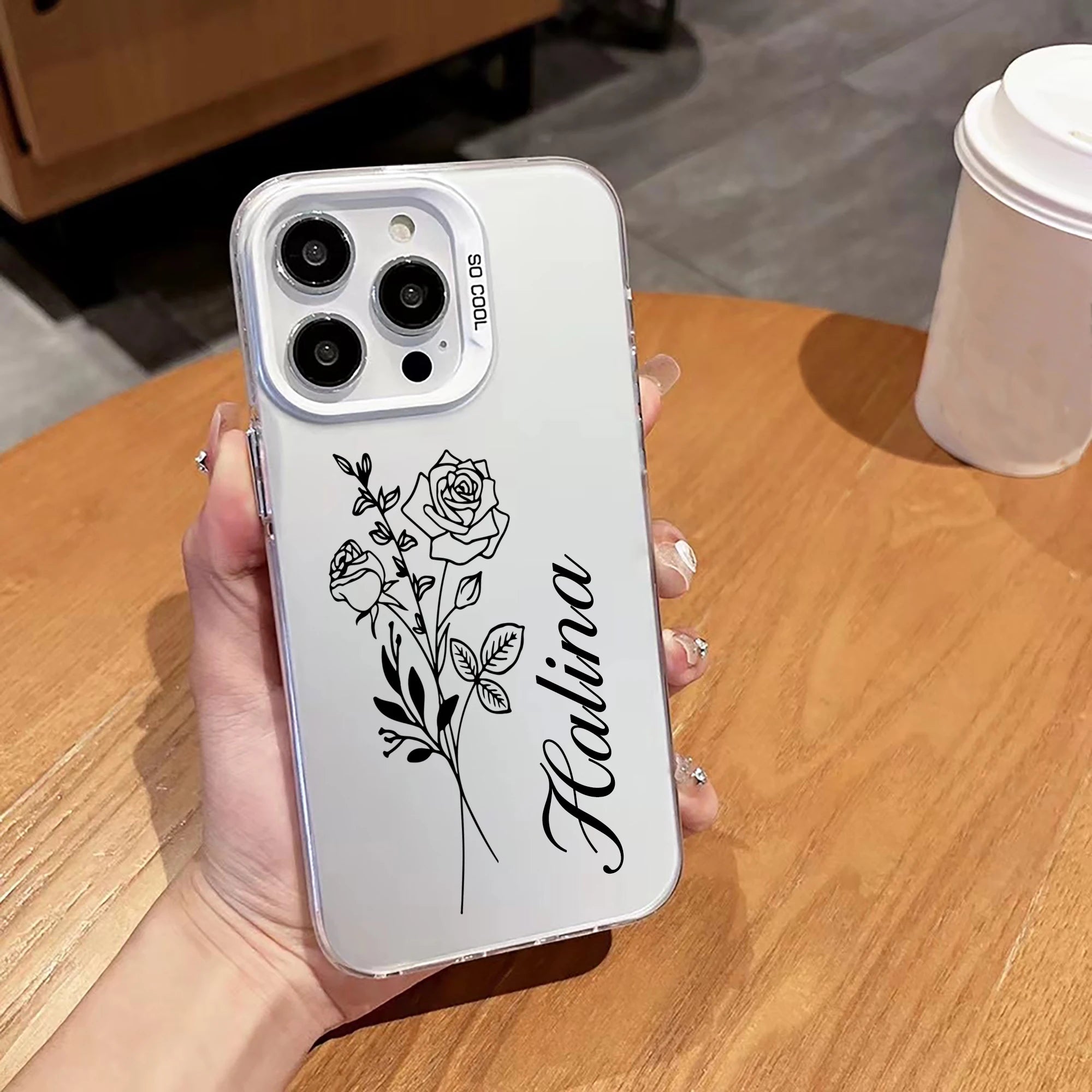 Capa de Iphone Personalizada com Nome e Flores - Alta Proteção e Elegância