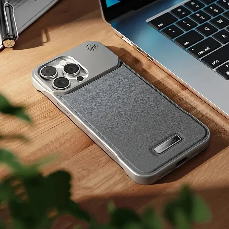 Capa Aromática de Couro Premium com MagSafe para iPhone — Design Sem Bordas e Proteção Magnética