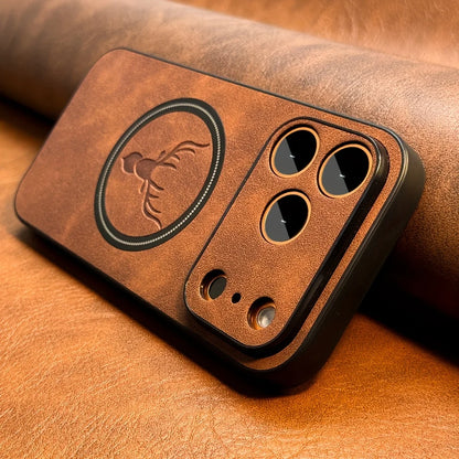 Capa de Couro Premium com Estampa de Cervo para iPhone — Compatível com MagSafe e Proteção Antichoque