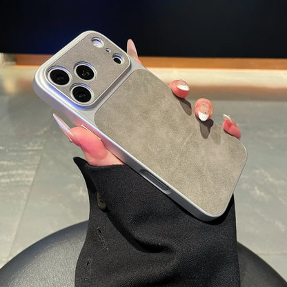 Capa de Couro Premium com Proteção de Câmera Deslizante para iPhone — Segurança e Design Elegante