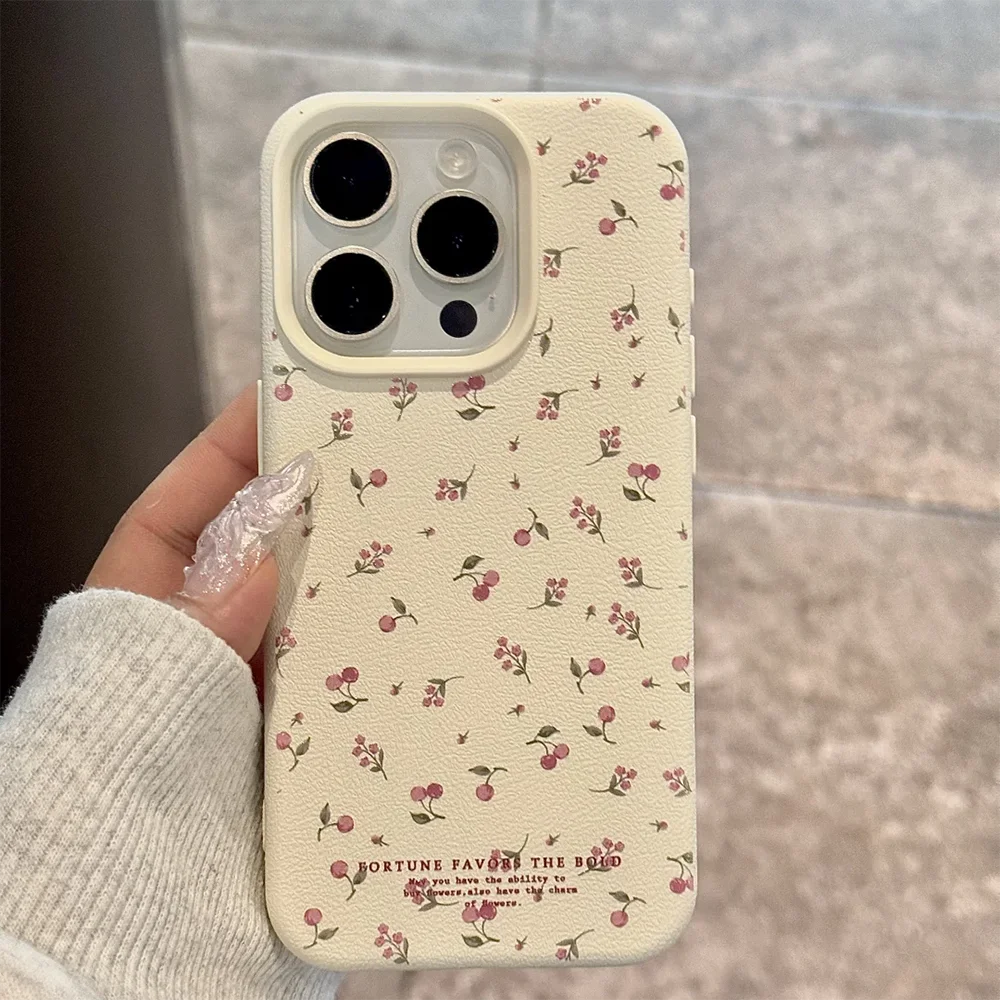 Capa de Silicone com Acabamento em Couro para iPhone — Proteção Antichoque e Design Minimalista