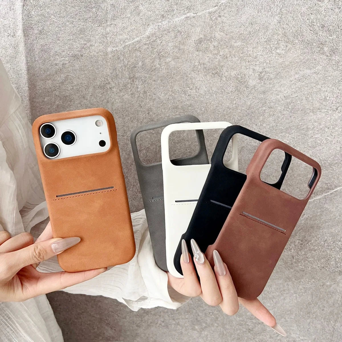Capa Carteira de Couro Premium com Porta-Cartão para iPhone — Proteção Antichoque e Design Elegante