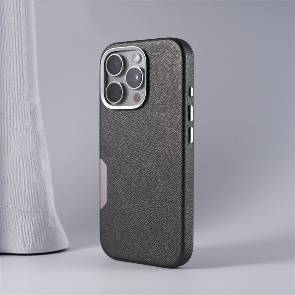Capa de Couro Executiva com MagSafe e Proteção de Botões para iPhone — Design Business Premium