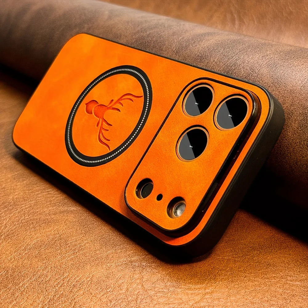 Capa de Couro Premium com Estampa de Cervo para iPhone — Compatível com MagSafe e Proteção Antichoque