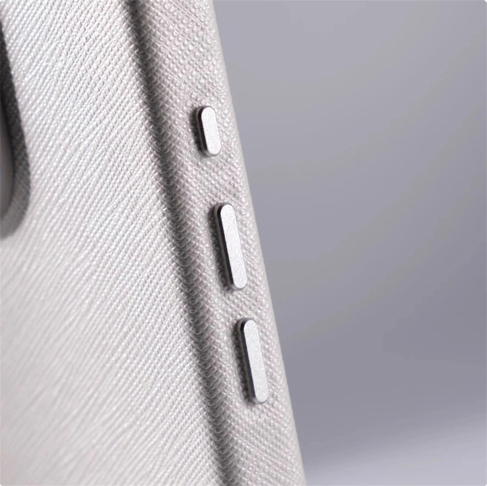 Capa de Couro Executiva com MagSafe e Proteção de Botões para iPhone — Design Business Premium