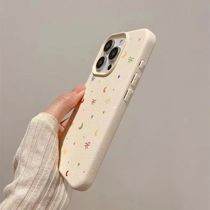 Capa de Silicone com Acabamento em Couro para iPhone — Proteção Antichoque e Design Minimalista