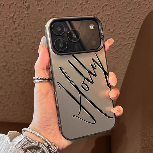 Capa iPhone Personalizada com Nome em Caligrafia — Acabamento Fosco e Impressão UV