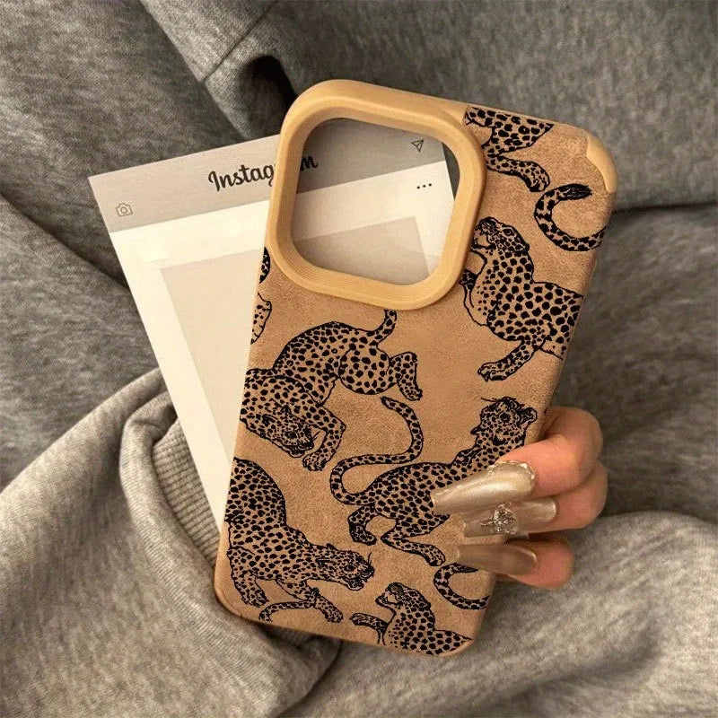 Capa de Couro com Estampa de Leopardo para iPhone — Proteção Antichoque e Design Premium