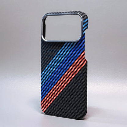 Capa Ultra Fina em Fibra de Carbono para iPhone — Proteção Antichoque com Lente de Câmera em Liga Metálica