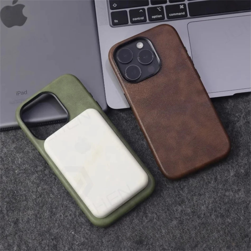 Capa de Couro Crazy Horse com MagSafe para iPhone — Design Vintage e Carregamento Magnético